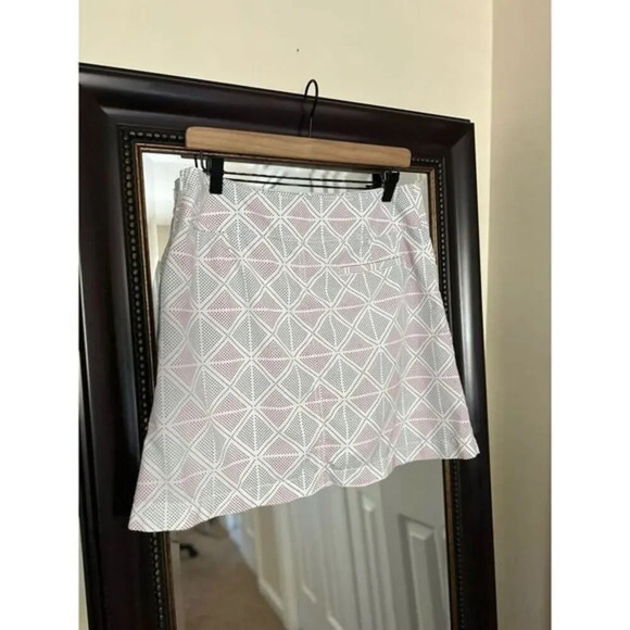Cutter and Buck Annika Skort Size 8 - Picture 3 of 6